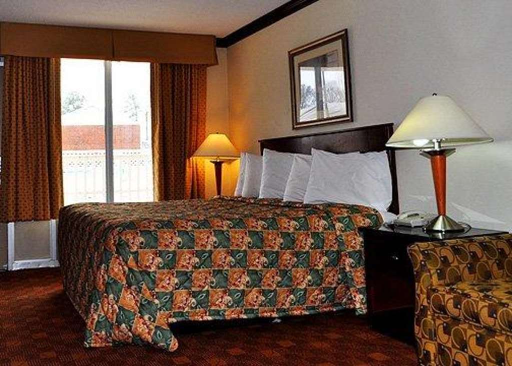 Rodeway Inn Sandston Zimmer foto